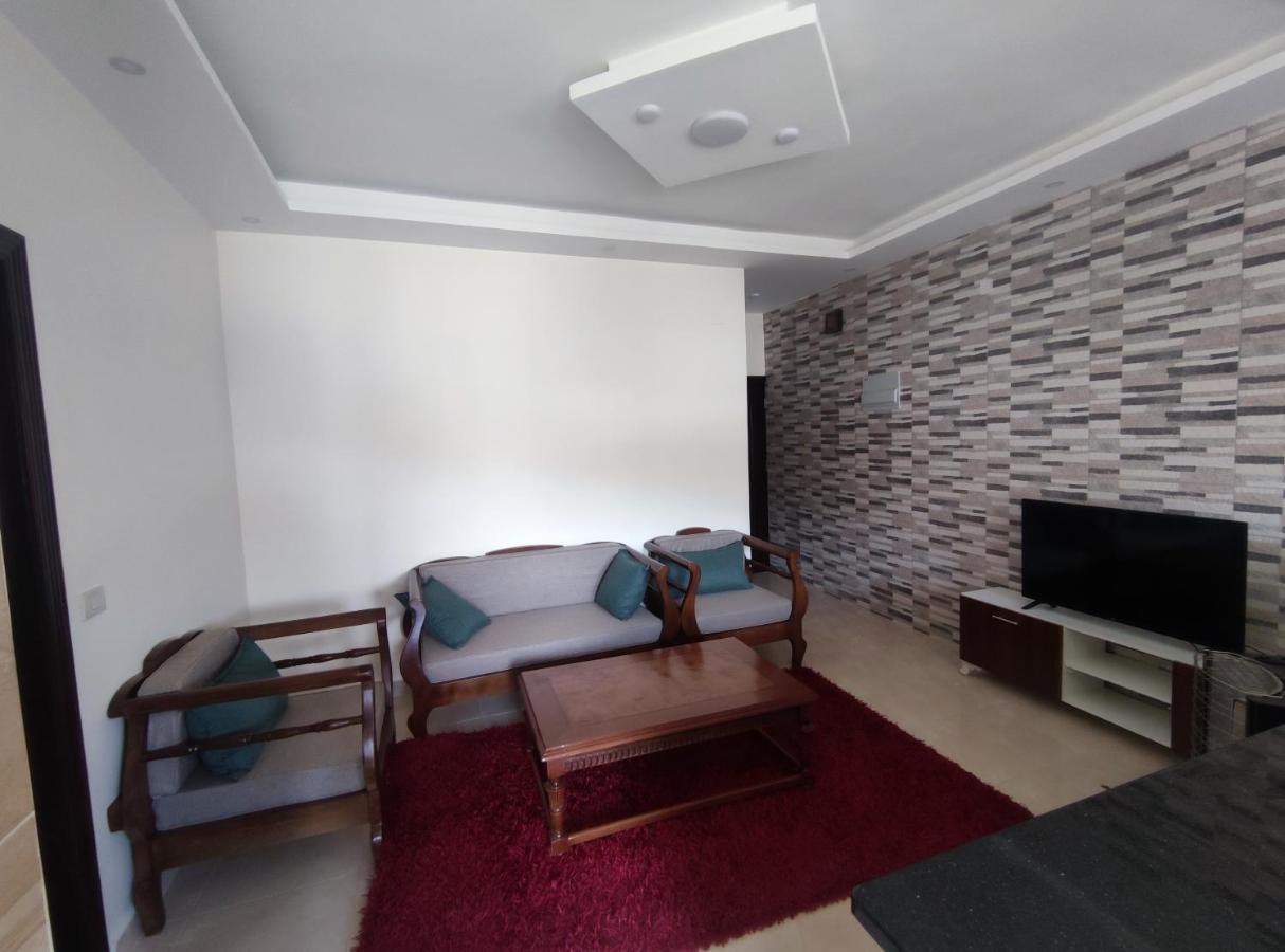 Red Rose City Apartment Vádi Músza Kültér fotó